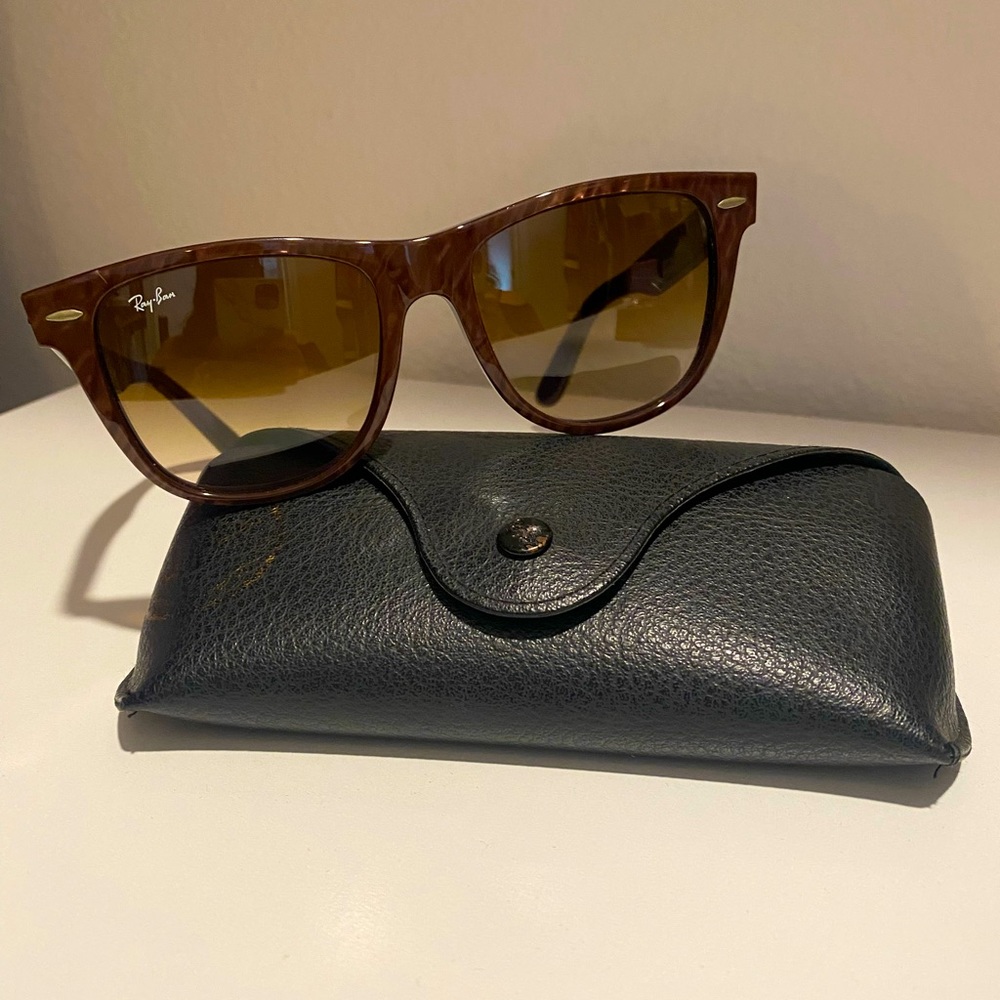 RayBan wayfarer pearly violet